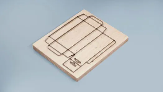 Flatbed die for paper industry